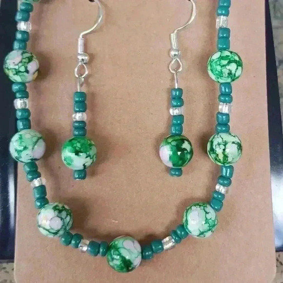 Handmade Beaded Necklace and Earrings Set - Picture 1 of 4